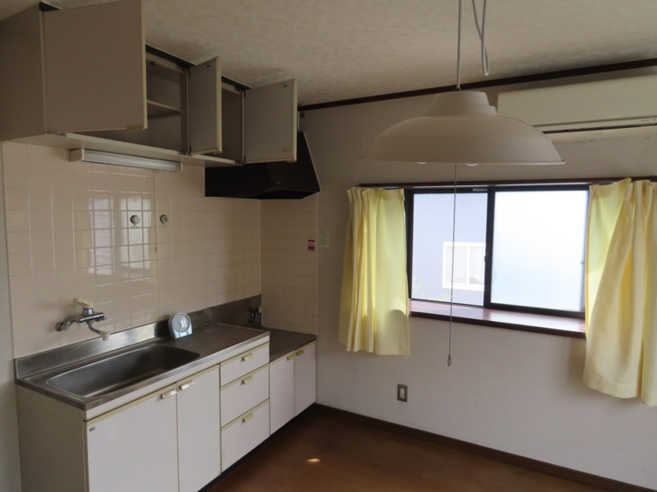 House in Oyama, Tochigi: Exterior