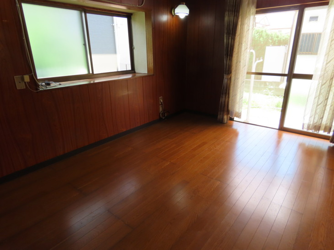 House in Oyama, Tochigi: Exterior