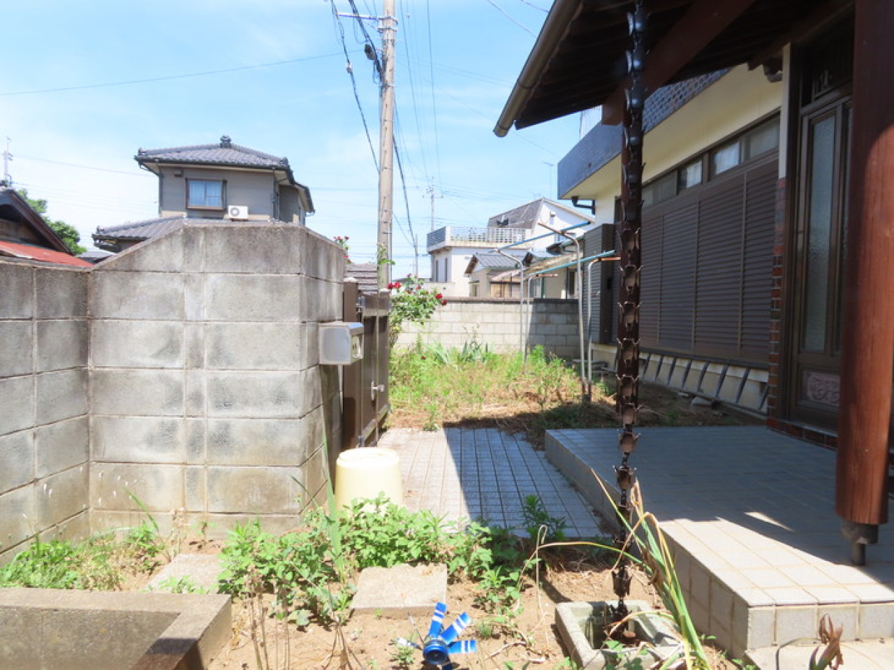House in Oyama, Tochigi: Exterior